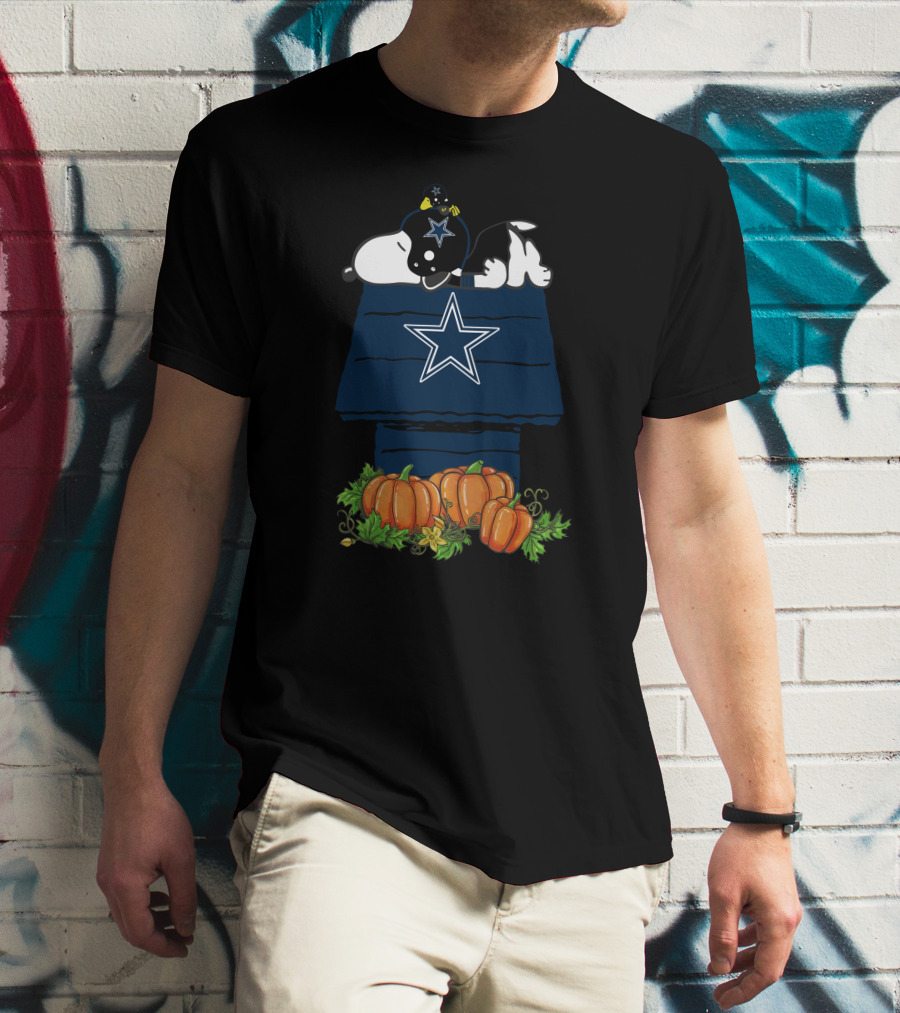 Dallas Cowboys Snoopy Pumpkin Fall Peanuts Football Halloween T-Shirt