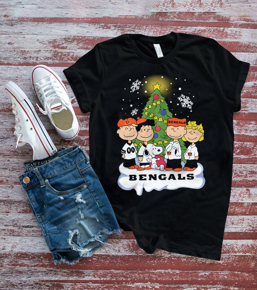 Snoopy Bengals Christmas Tree Peanuts Characters T-Shirt