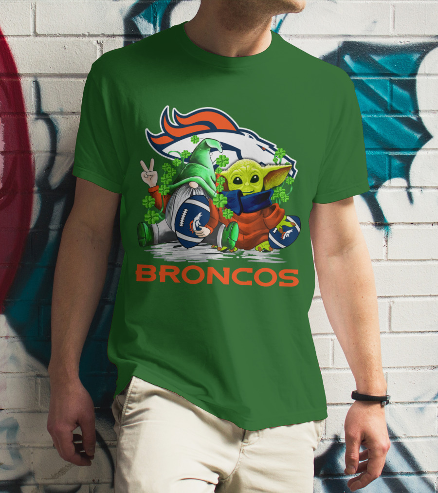 Denver Broncos Football St. Patrick’s Day Gnome And Green Alien With Shamrocks T-Shirt