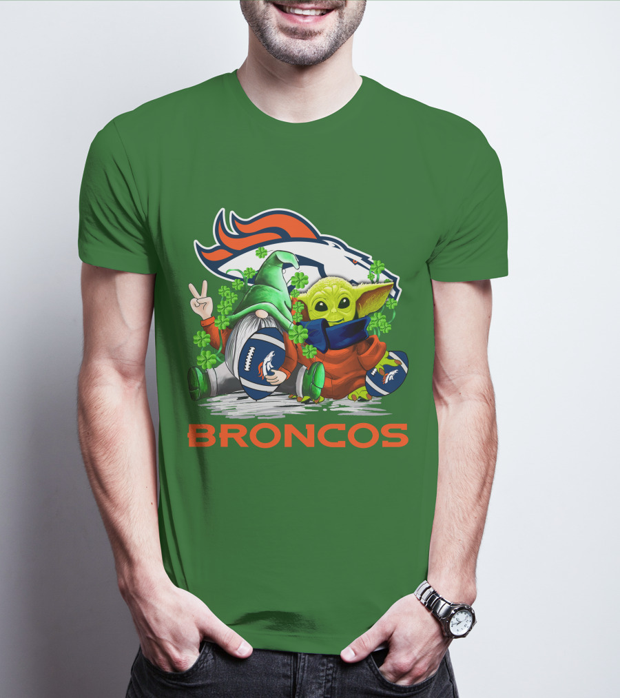 Denver Broncos Football St. Patrick’s Day Gnome And Green Alien With Shamrocks T-Shirt