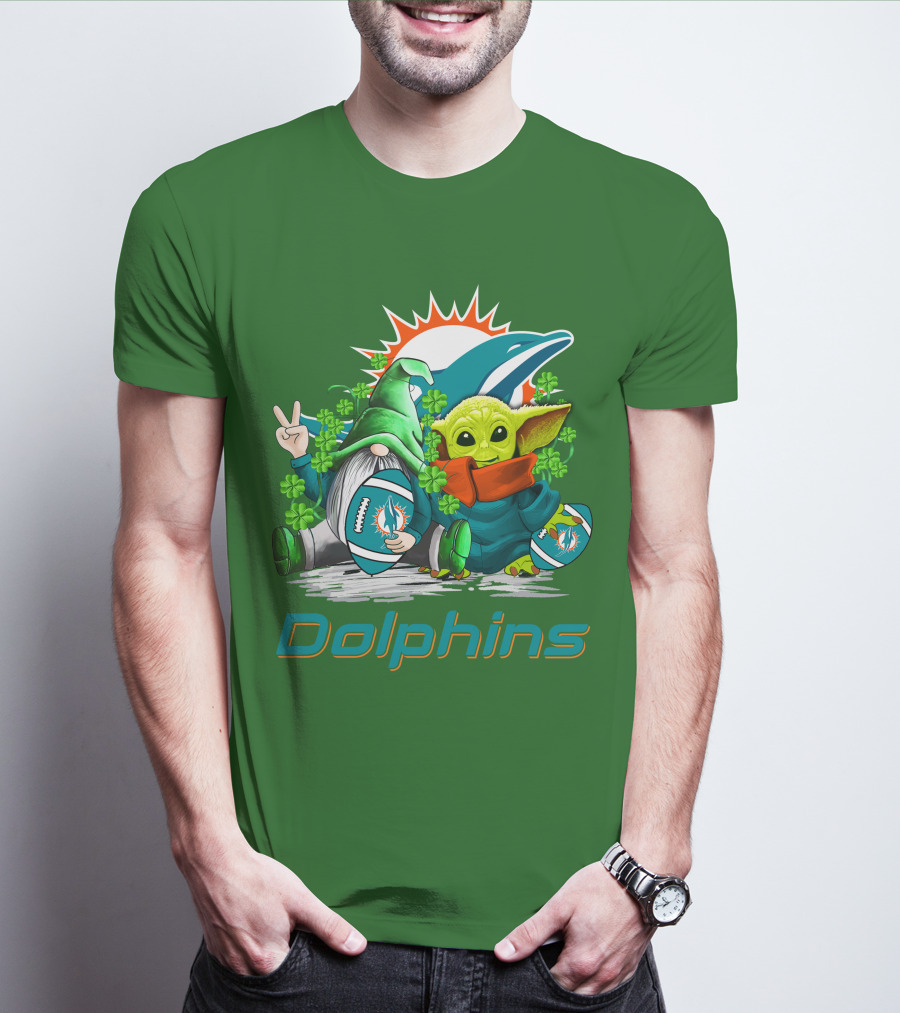Miami Dolphins St Patrick's Day Football Gnome And Baby Alien With Shamrocks T-Shirt