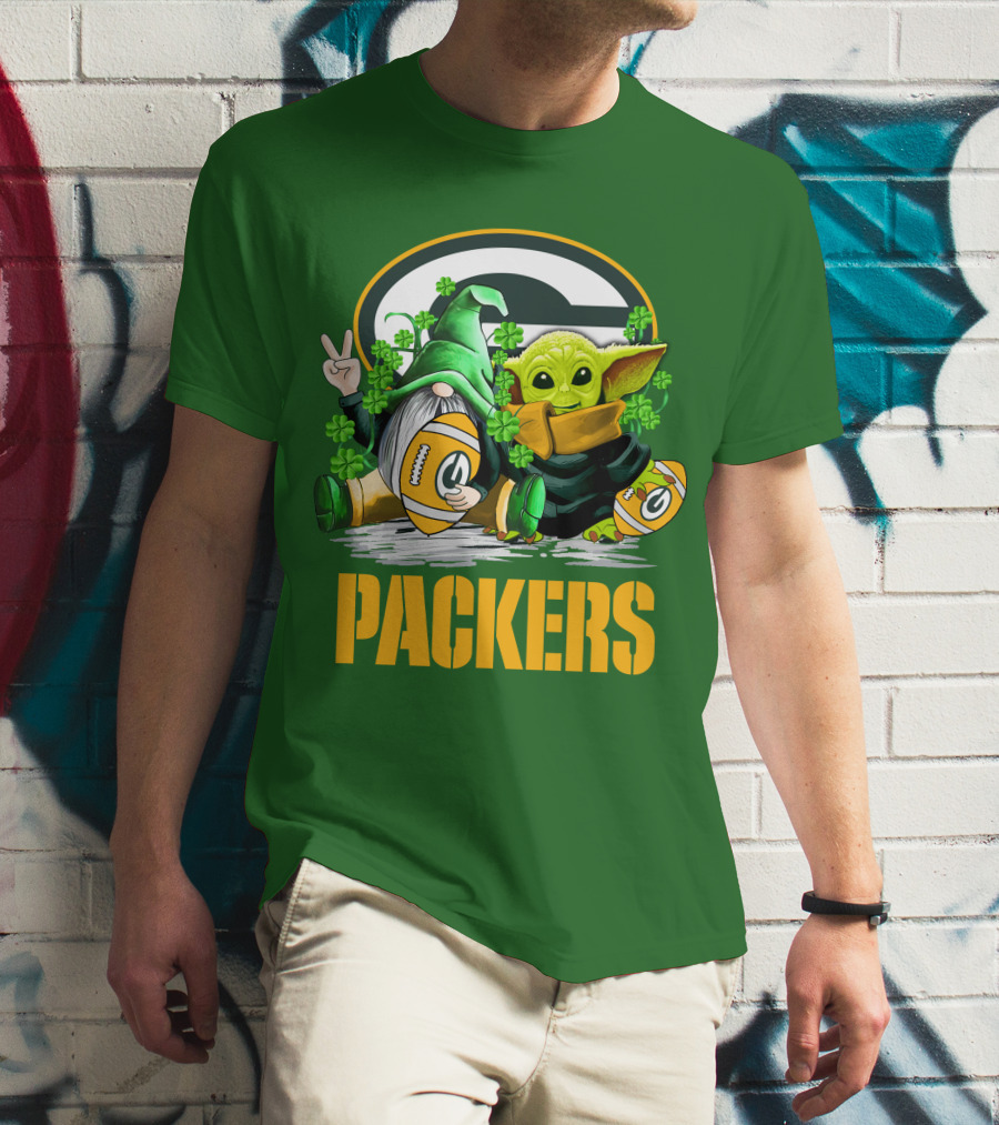 Green Bay Packers Shamrock Gnome And Alien Football St. Patrick's Day T-Shirt