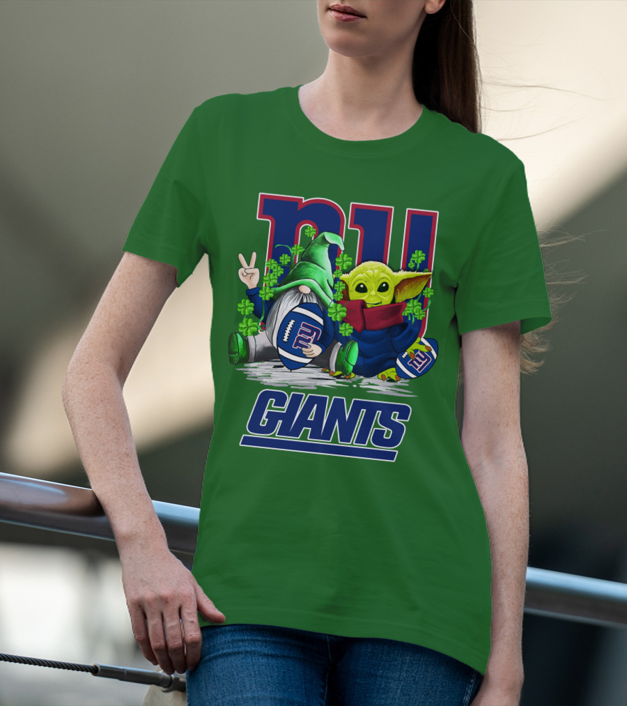 New York Giants Football St. Patrick's Day Gnome And Yoda T-Shirt