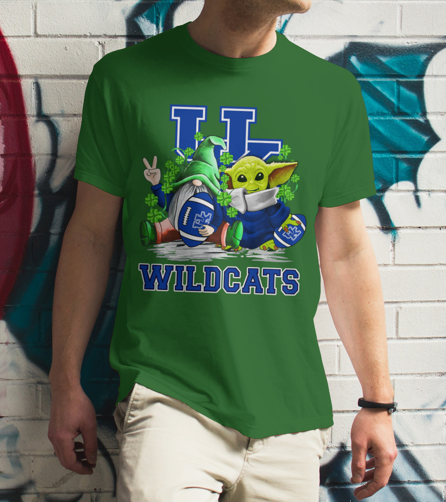 Kentucky Wildcats Football St. Patrick’s Day Shamrock Gnome And Green Alien T-Shirt