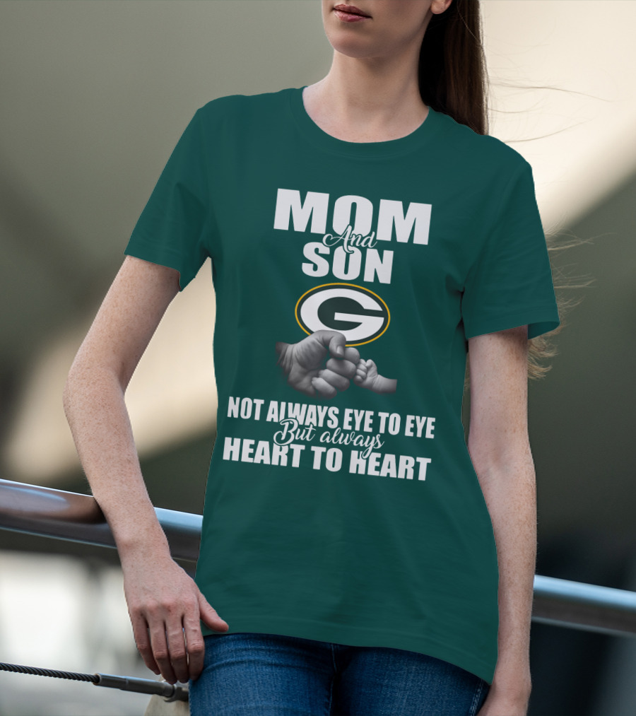Green Bay Packers Mom And Son Not Always Eye To Eye But Always Heart To Heart T-Shirt