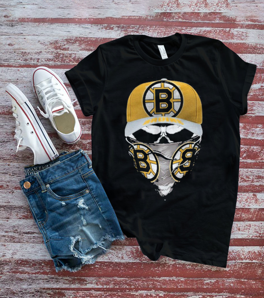 Boston Bruins Skull Mask And Hat T-Shirt