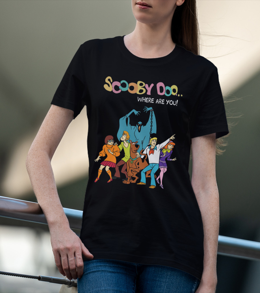 Scooby Doo Where Are You Group And Phantom Scene T-Shirt