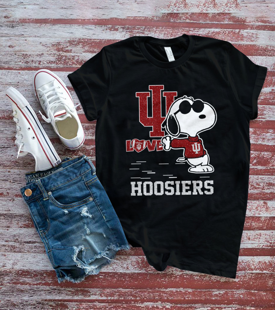 Snoopy IU Love Indiana Hoosiers T-Shirt