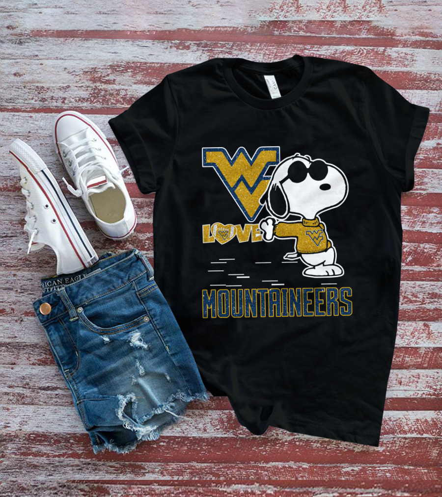 Snoopy Love West Virginia Mountaineers T-Shirt