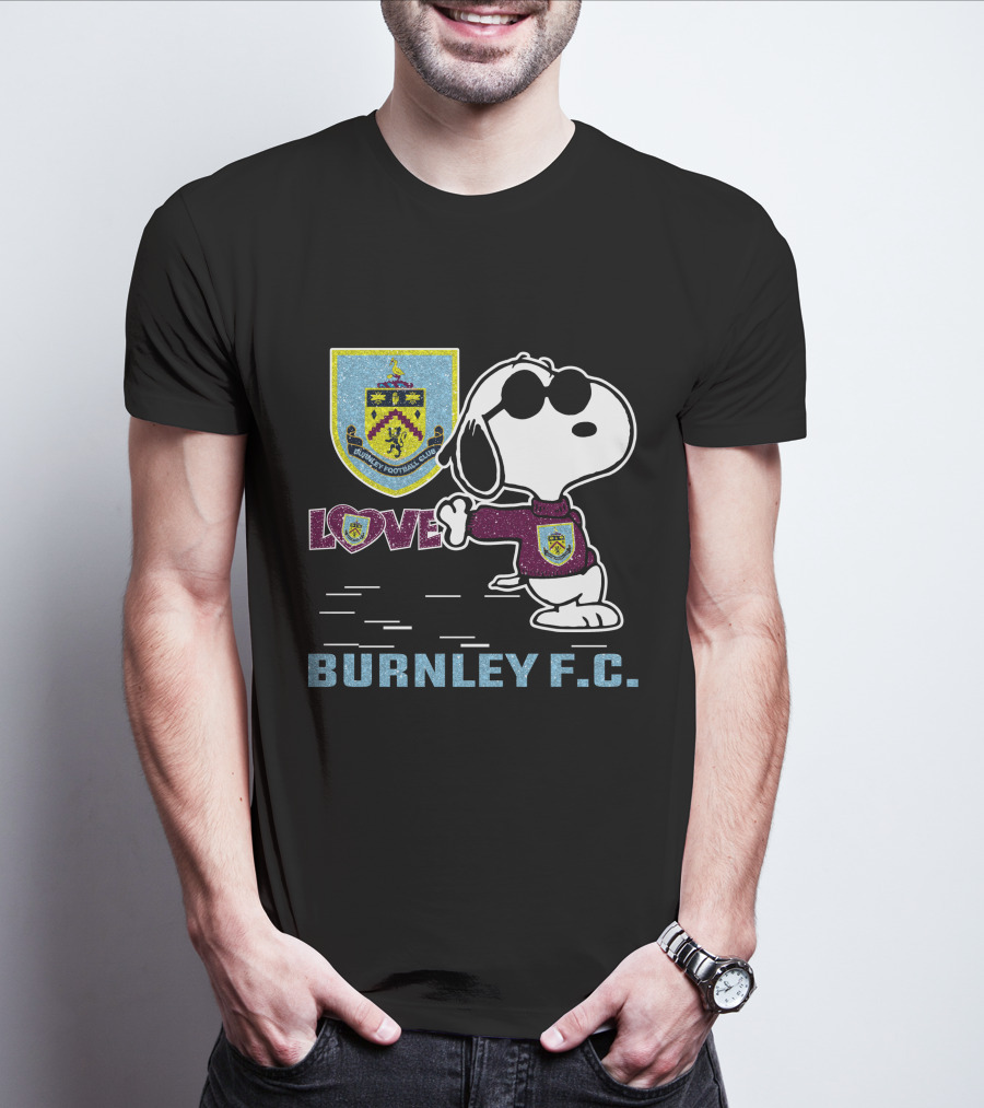 Snoopy Love Burnley F.c. T-Shirt