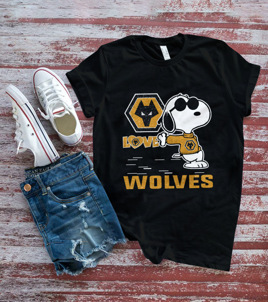 Snoopy Love Wolves Wolverhampton Wanderers T-Shirt