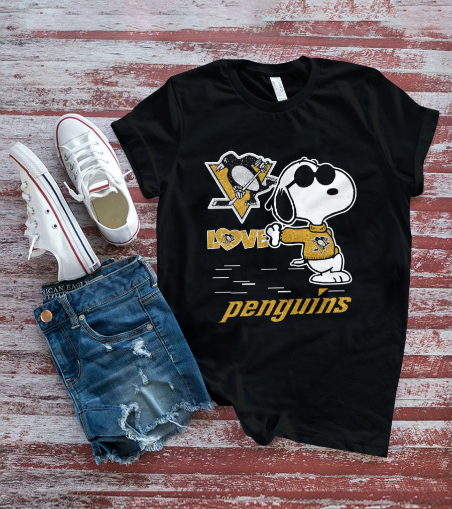 Snoopy Penguins Love Pittsburgh Penguins T-Shirt