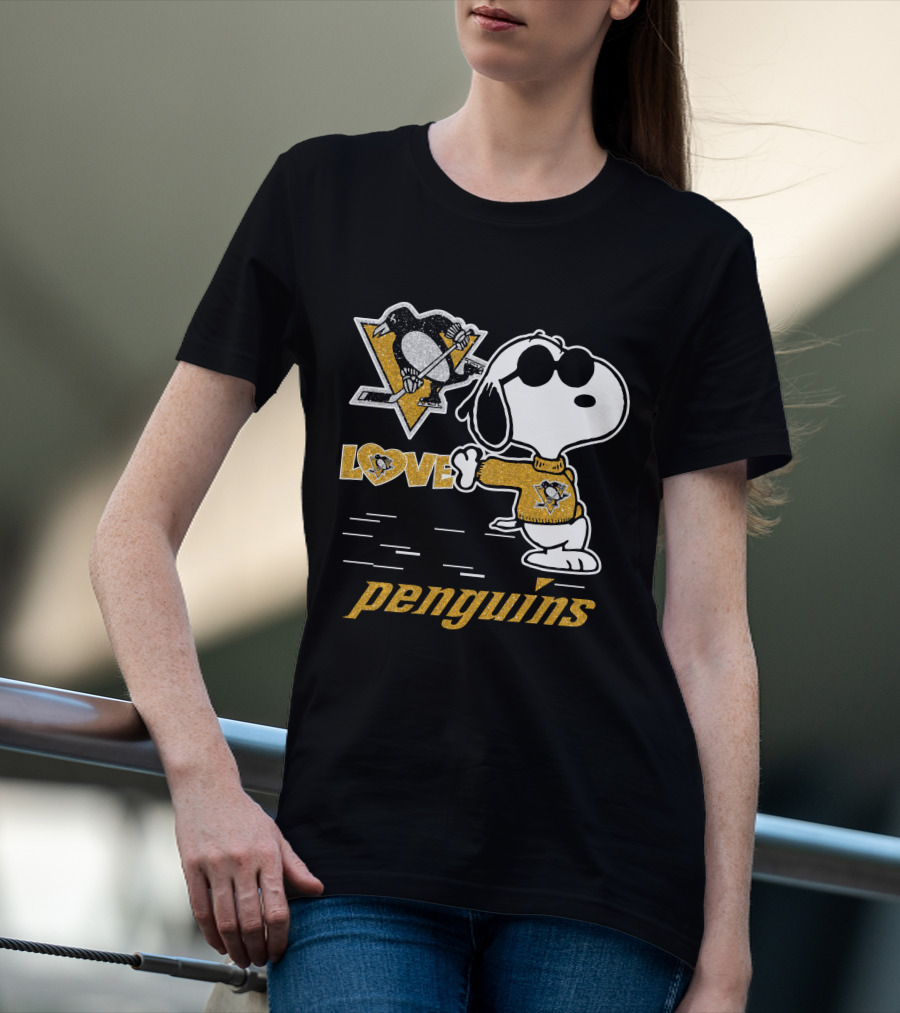 Snoopy Penguins Love Pittsburgh Penguins T-Shirt