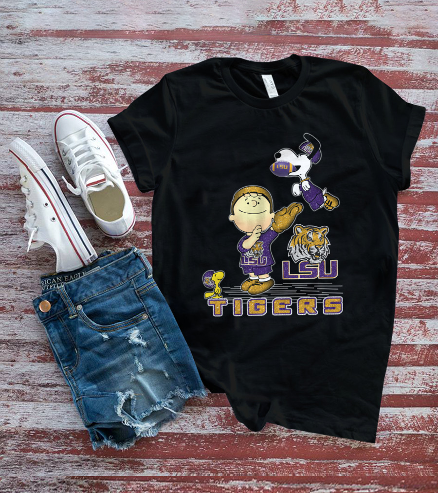 Snoopy LSU Tigers Football Team Spirit T-Shirt