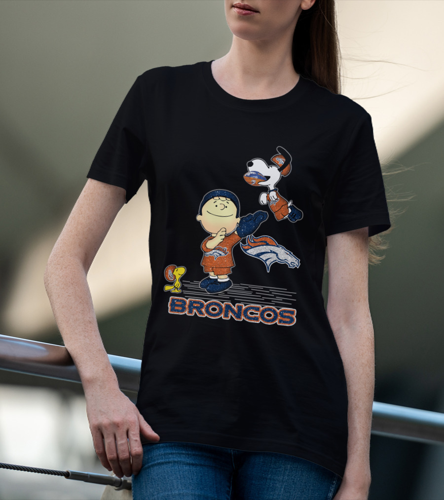 Snoopy And Friends Denver Broncos Football T-Shirt