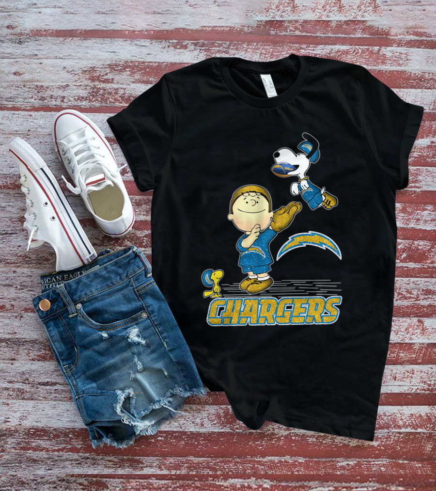 Snoopy And Friends Celebrate Los Angeles Chargers Fandom T-Shirt