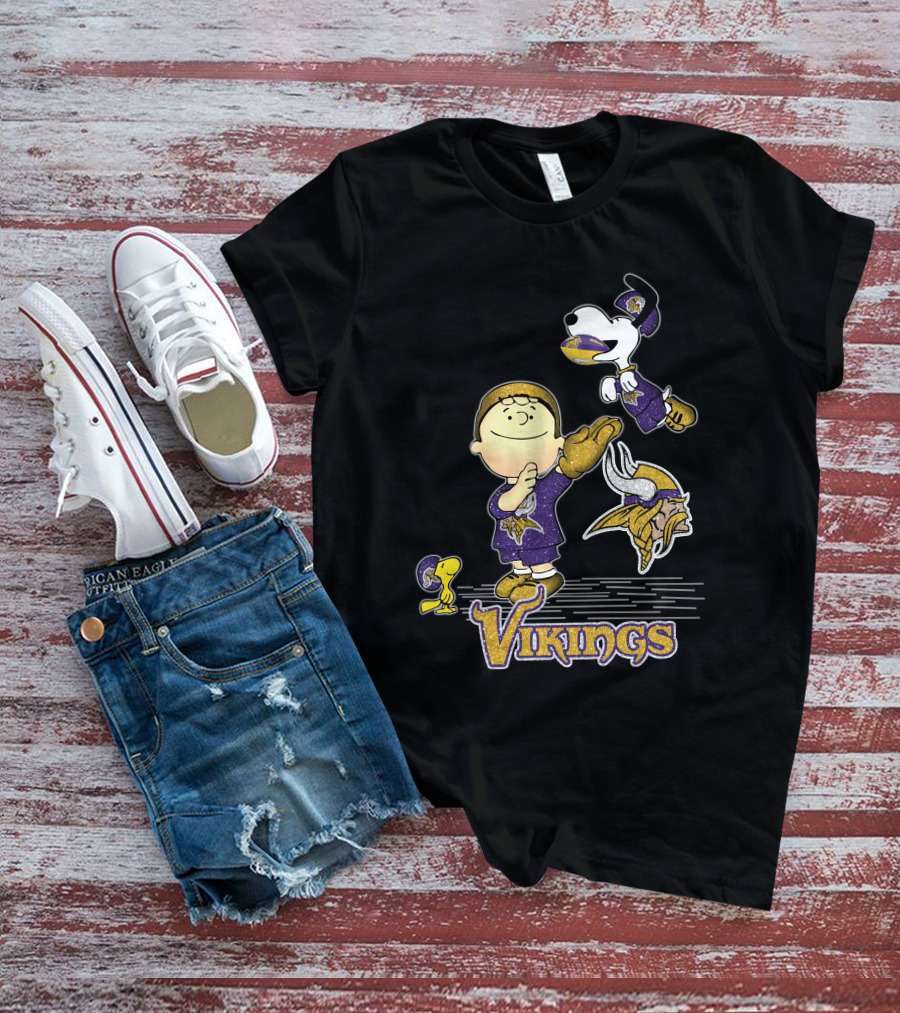 Snoopy And Friends Celebrate Minnesota Vikings Victory T-Shirt