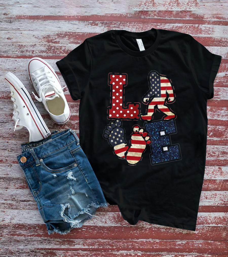 Patriotic Bigfoot Love American Flag T-Shirt