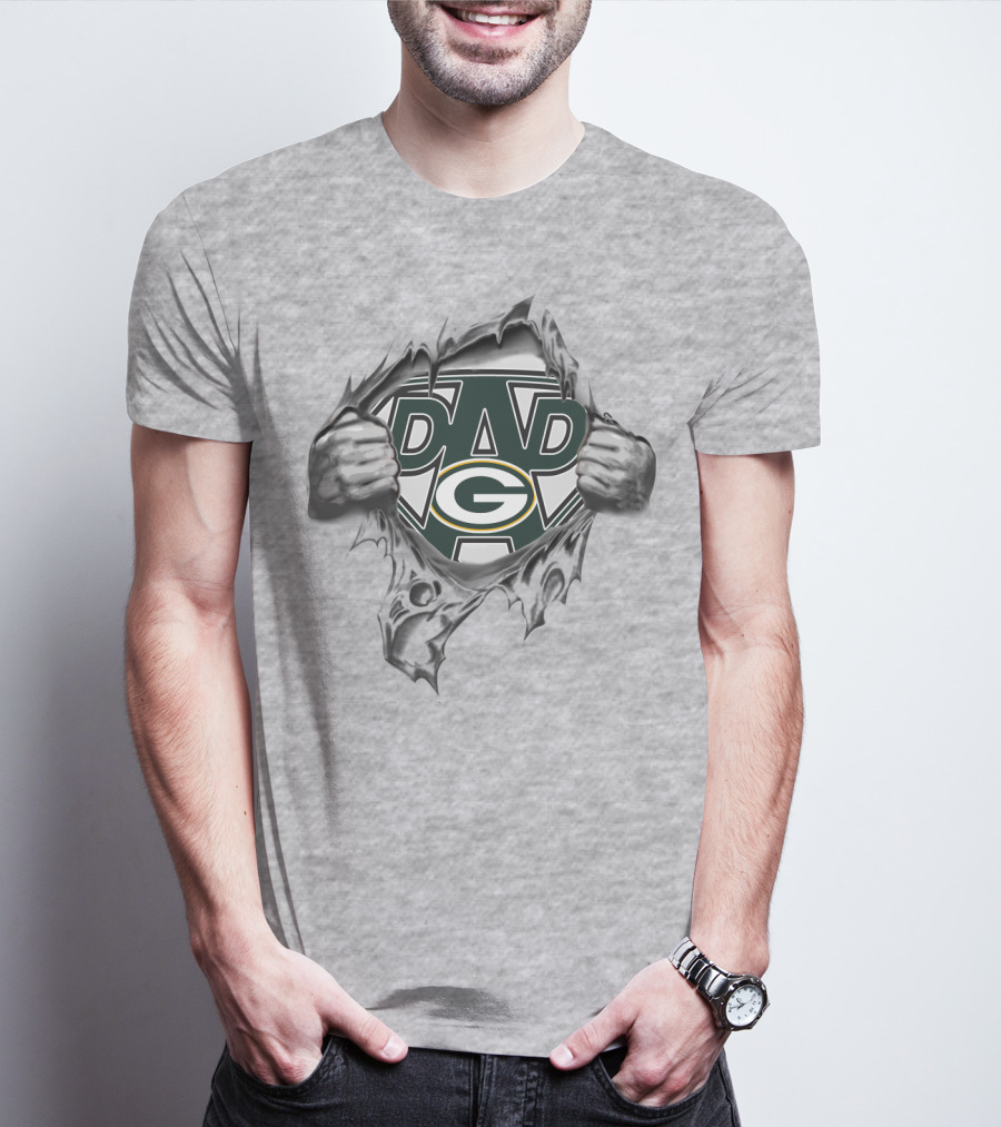 Green Bay Packers Super Dad Breaking T-Shirt