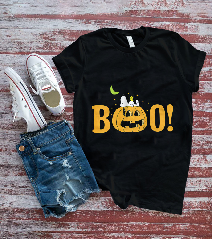 Snoopy And Woodstock Halloween Boo Pumpkin Moon Stars T-Shirt