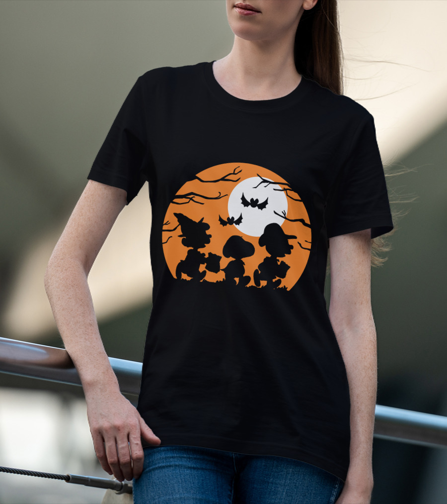 Peanuts Halloween Trick Or Treat Moonlit Bats T-Shirt