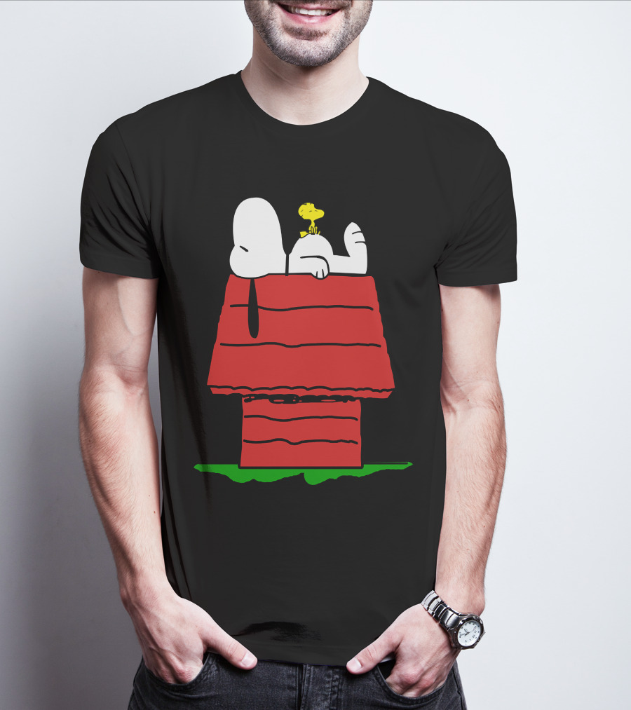 Snoopy And Woodstock Relaxing On Doghouse Roof T-Shirt