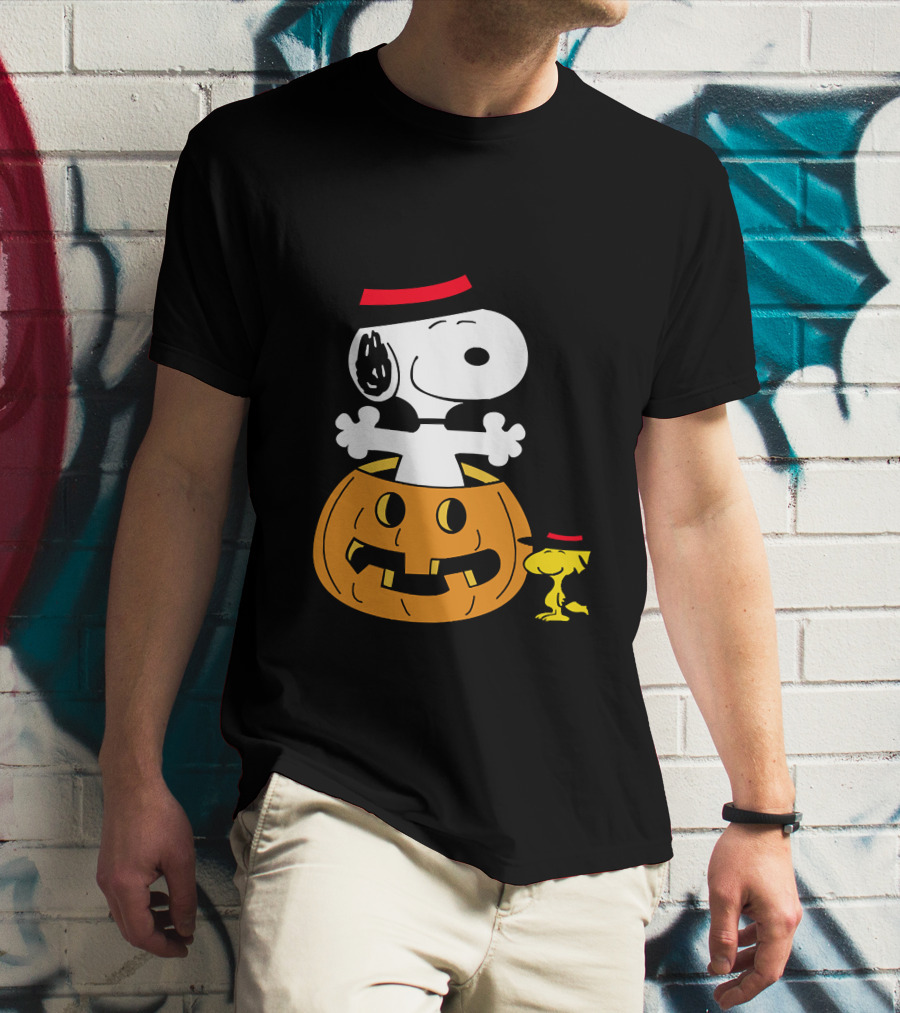 Snoopy Woodstock Halloween Pumpkin Witch Hat T-Shirt