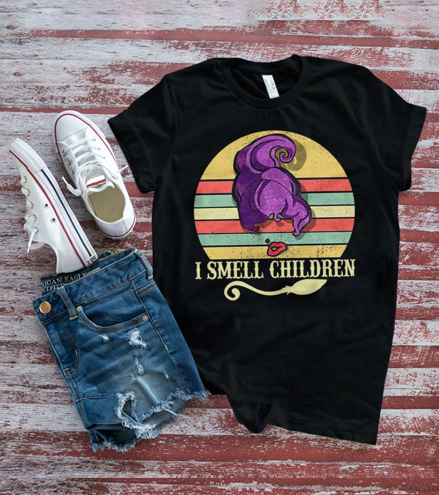 I Smell Children Vintage Sunset Mary Sanderson Hocus Pocus Witch Hat Retro Stripes T-Shirt