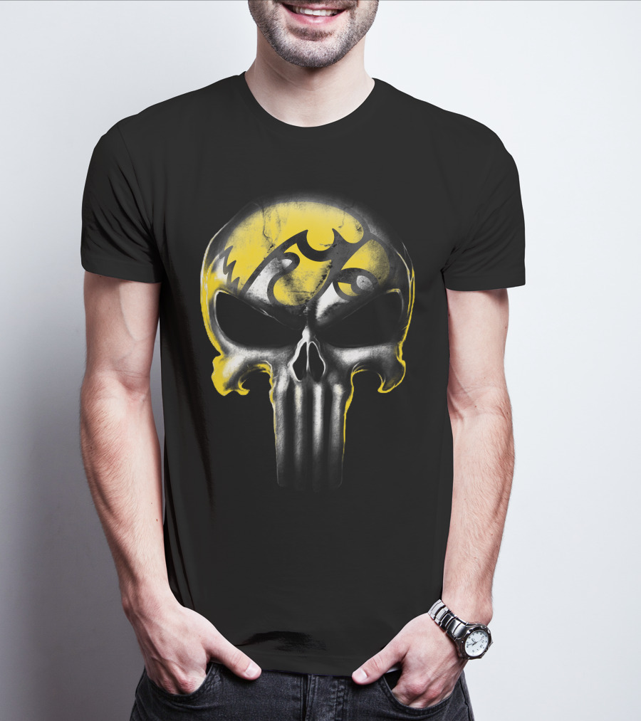Punisher Skull Iowa Hawkeyes T-Shirt