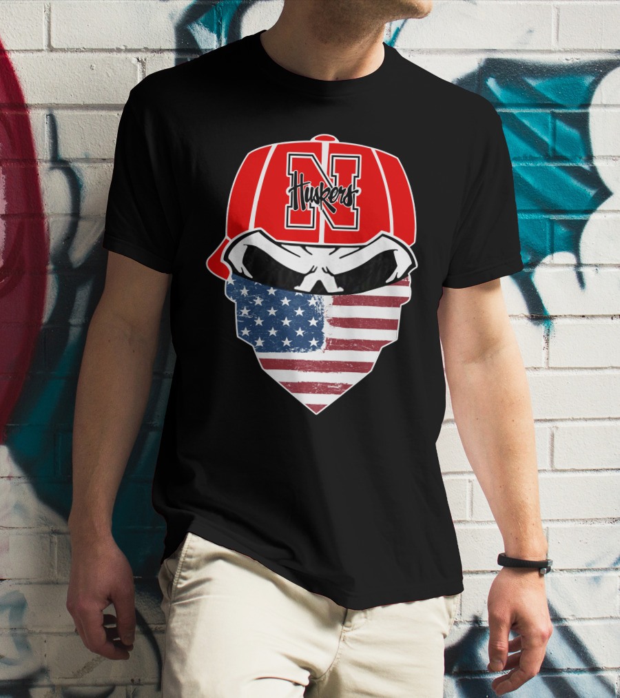 Nebraska Cornhuskers Skuls American Flag Mask N Logo Huskers Hat T-Shirt