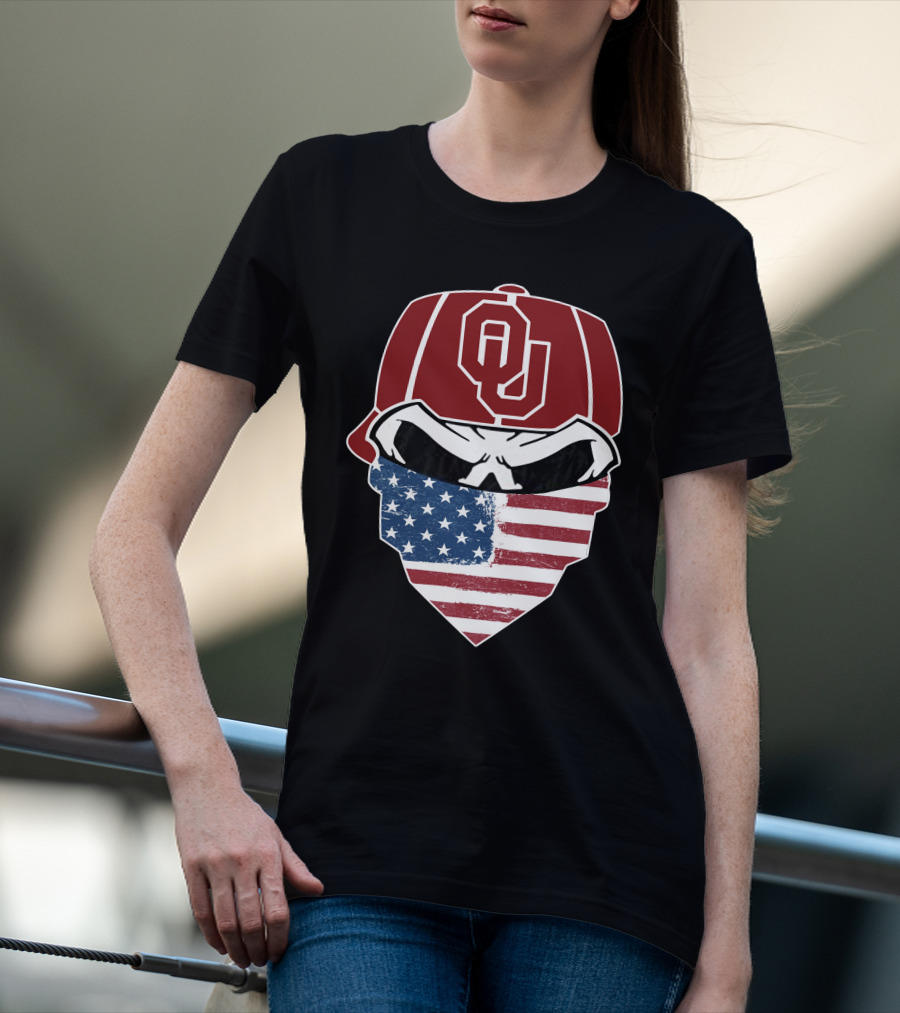SOONERS Skuls OU American Flag Bandana Skull T-Shirt