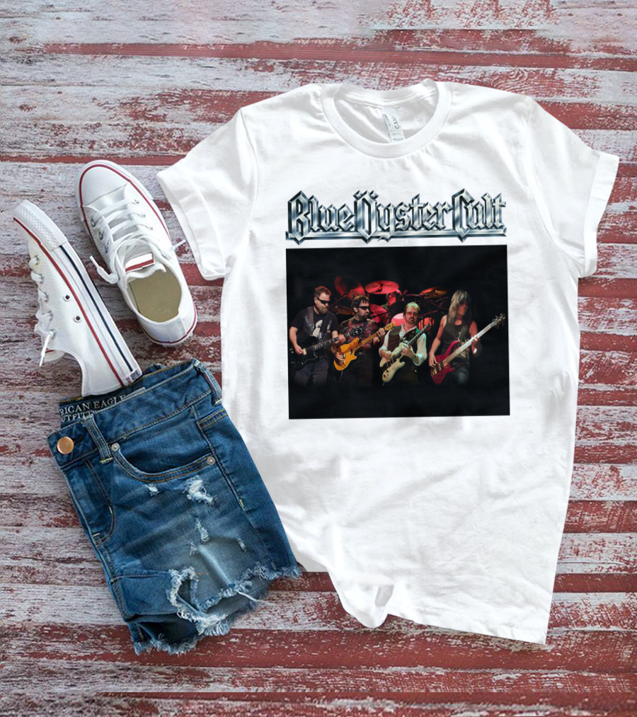 Blue Oyster Cult Live Performance Band Image T-Shirt