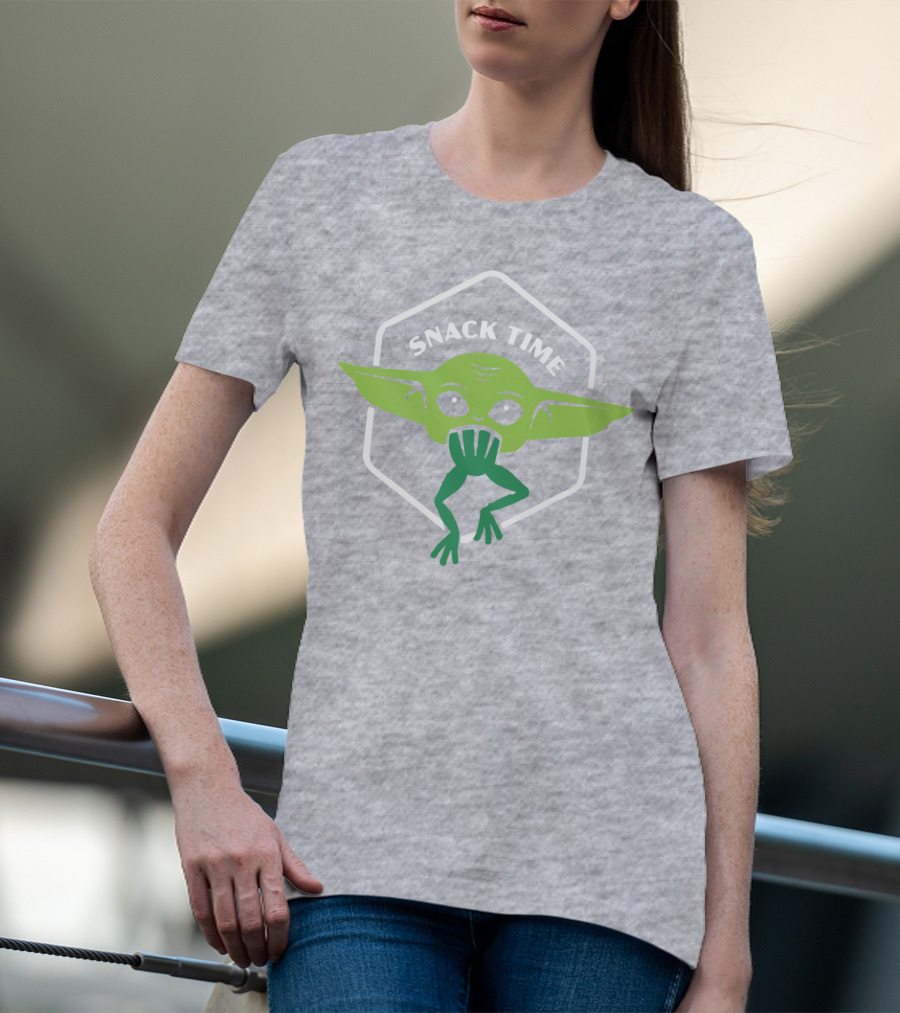 Snack Time The Mandalorian Baby Yoda Eating Frog T-Shirt