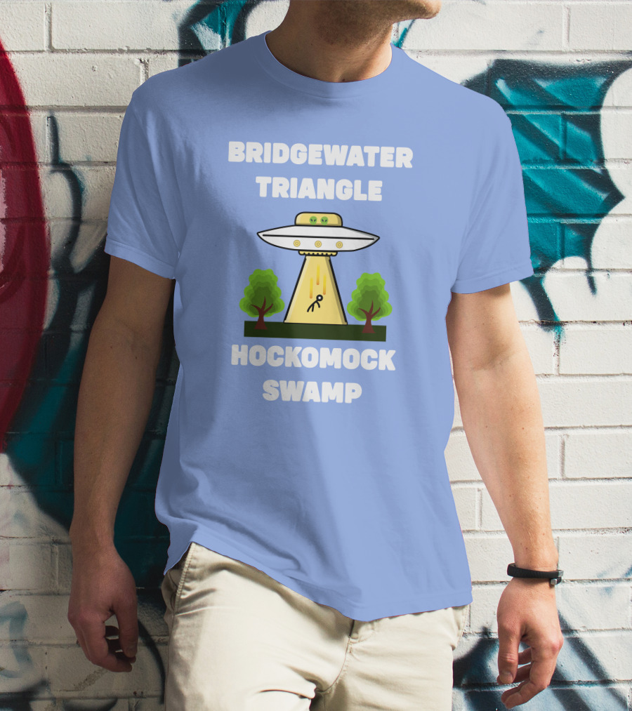 Bridgewater Triangle Hockomock Swamp UFO Alien Abduction Scene T-Shirt