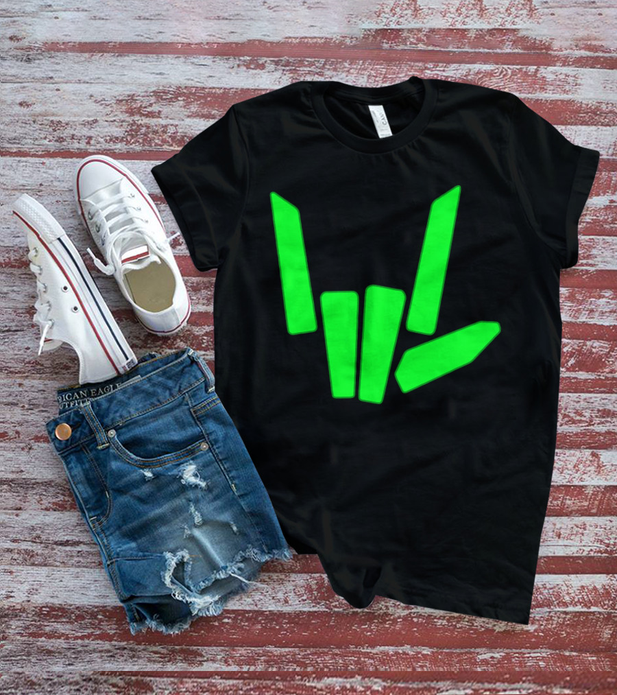 Original Share The Love Green Hand Sign Gesture T-Shirt
