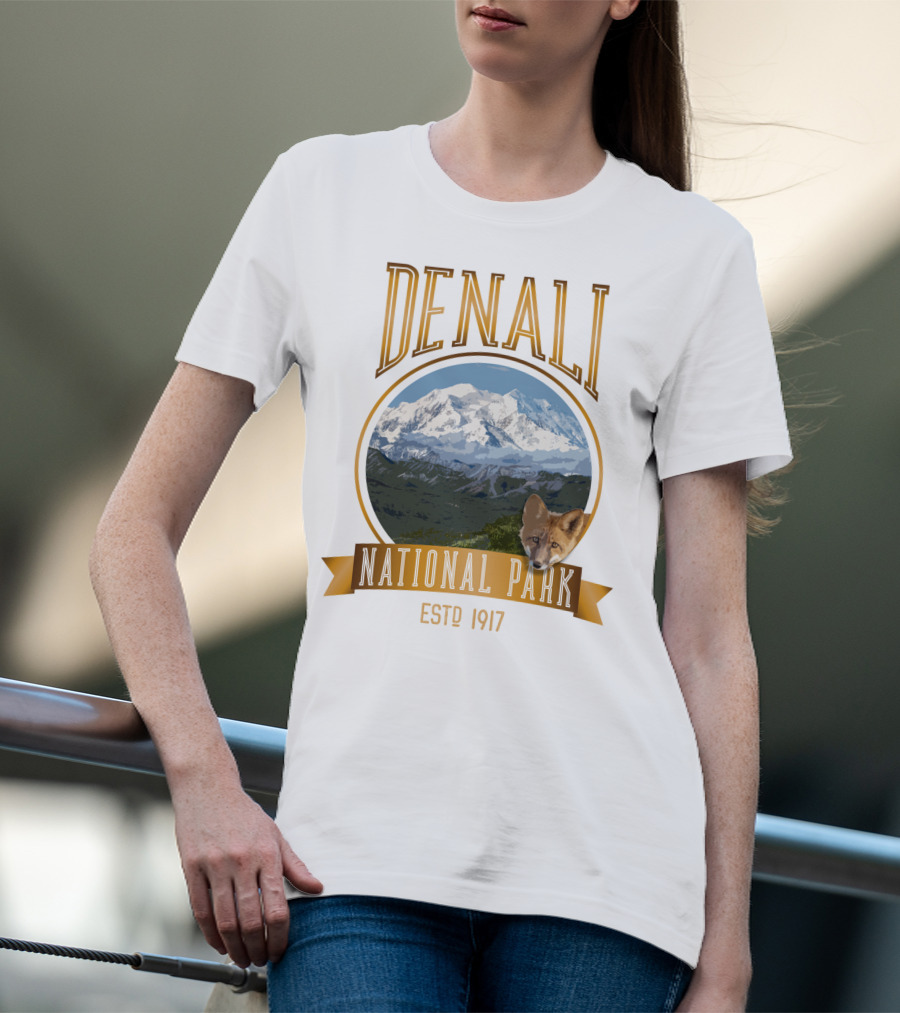 Denali National Park Estd 1917 With Mt. McKinley And Fox T-Shirt