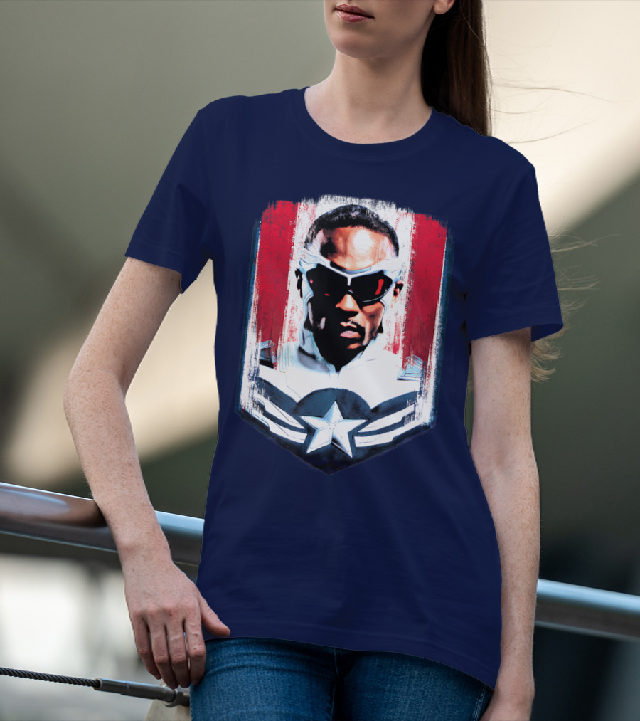 Marvel Captain America Sam Wilson Falcon Soldier Iconic Shield T-Shirt