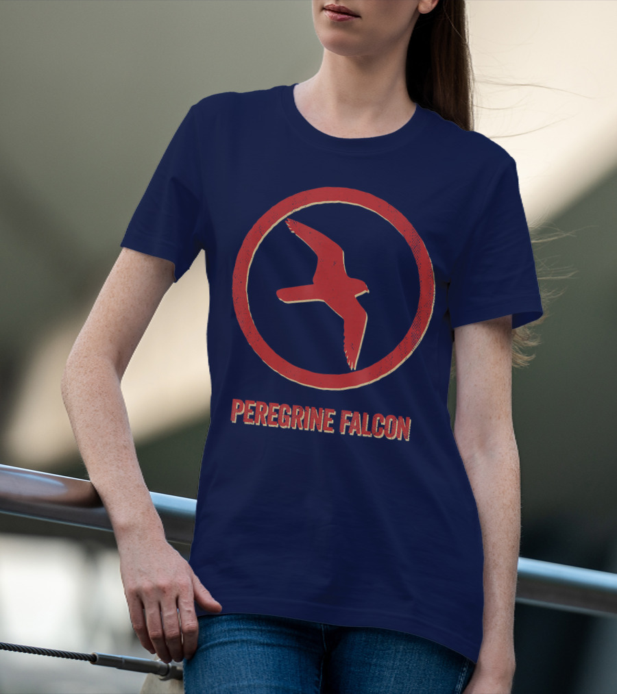 Peregrine Falcon Lover Vintage Style Animal Emblem T-Shirt