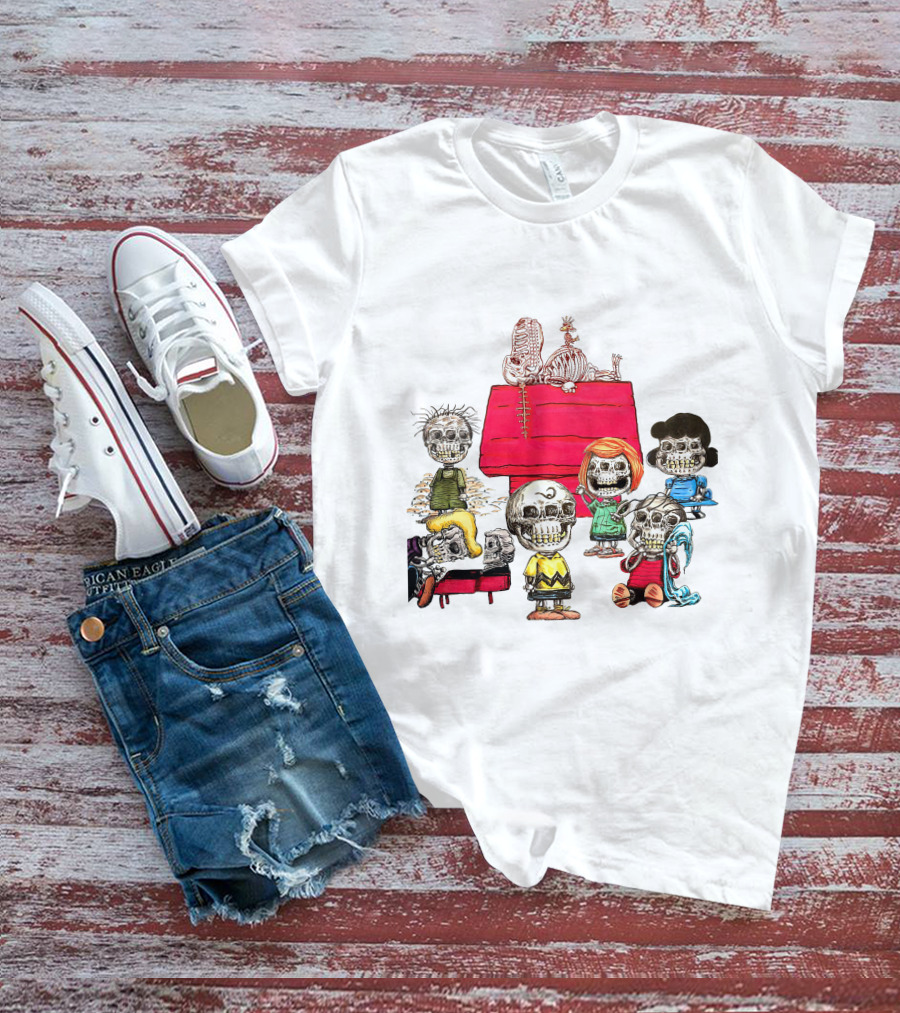 Snoopy Family Halloween Skulls Peanuts Gang T-Shirt