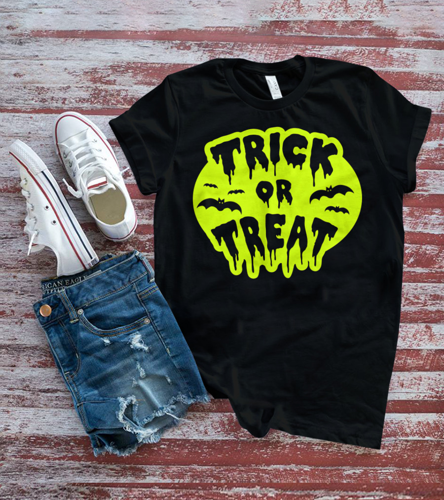 Gladditudes Trick Or Treat Dripping Font With Bats T-Shirt