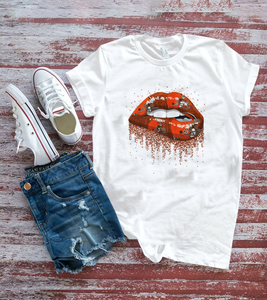 Cleveland Browns Helmet Sparkle Lips T-Shirt