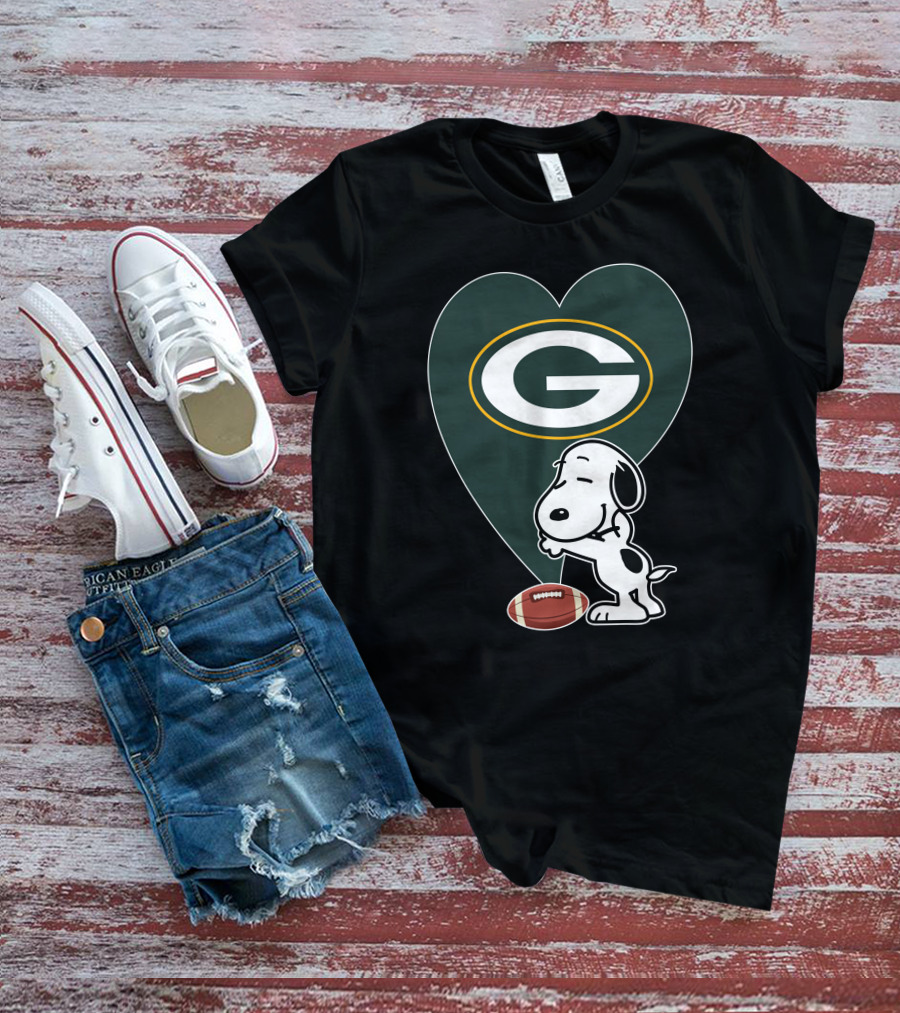 Green Bay Packers Snoopy Heart Football Hug T-Shirt