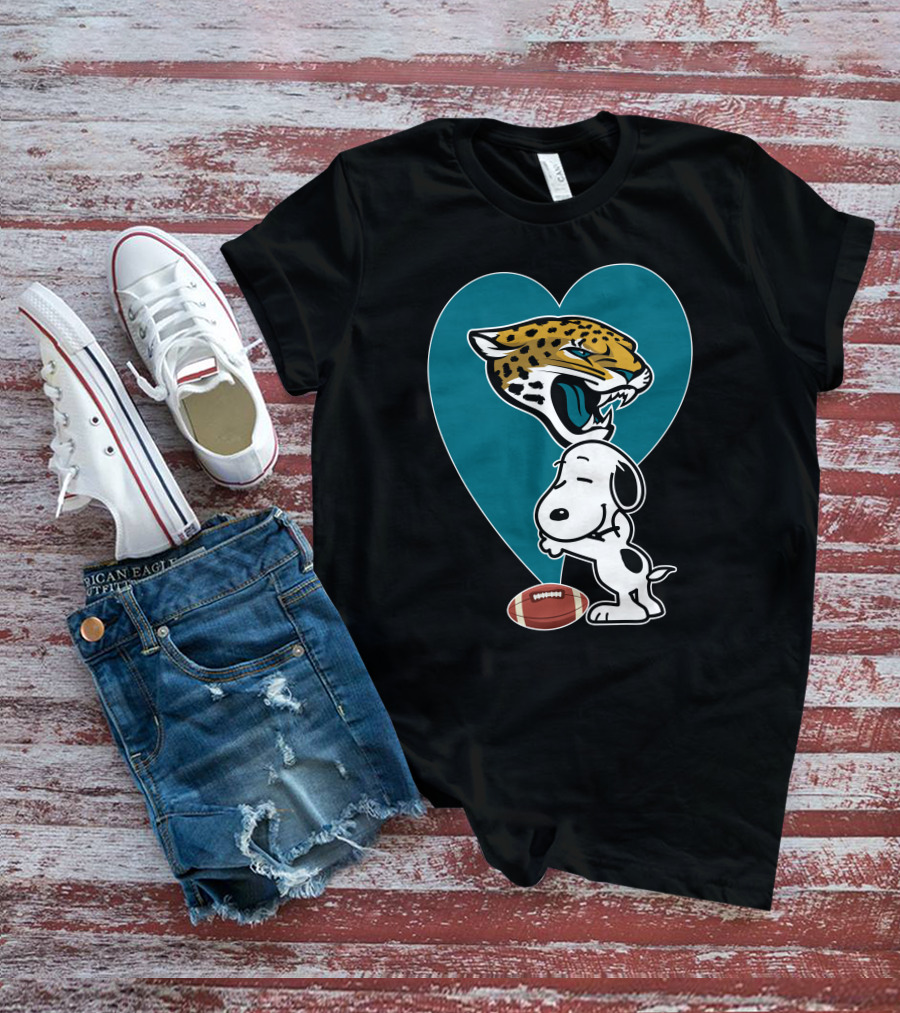 Jacksonville Jaguars Snoopy Heart Football Hug T-Shirt