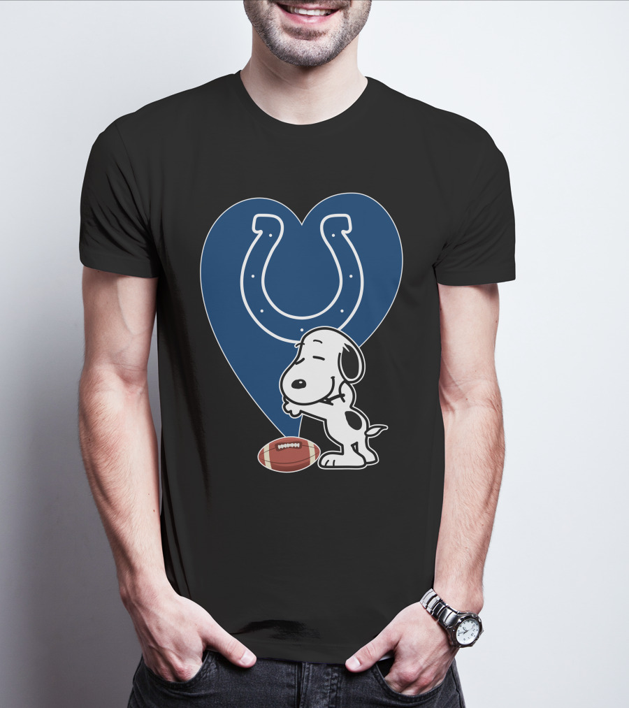 Indianapolis Colts Snoopy Football Heart Hug T-Shirt