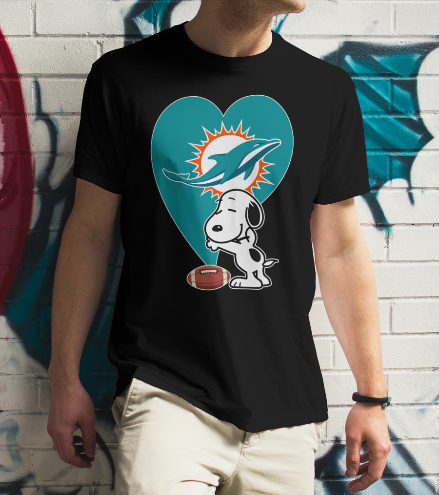 Miami Dolphins Snoopy Heart Hug Football T-Shirt