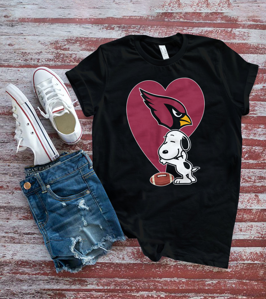 Arizona Cardinals Snoopy Hug Football Heart T-Shirt