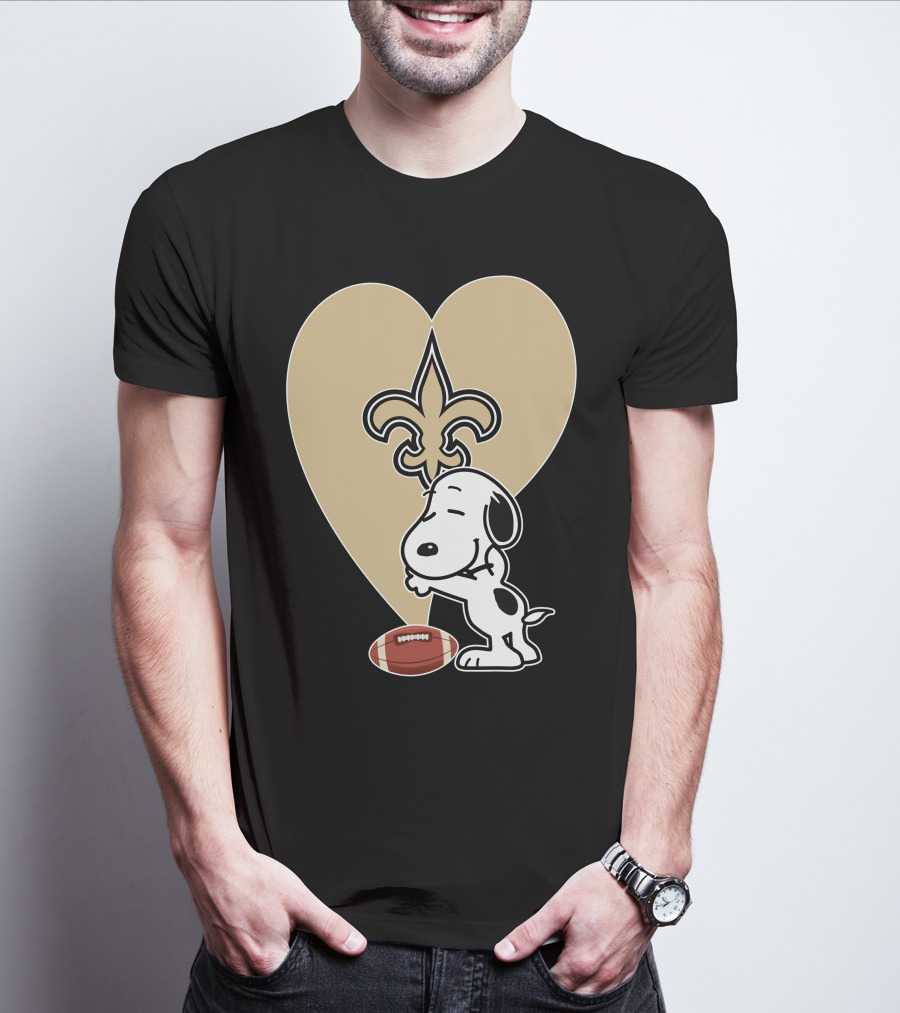 New Orleans Saints Snoopy Hug Heart Fleur-de-Lis Football T-Shirt