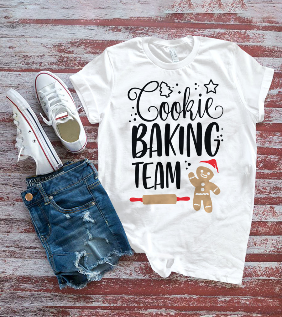 Cookie Baking Team Christmas Xmas Crew Gingerbread Santa Rolling Pin Tree Star T-Shirt