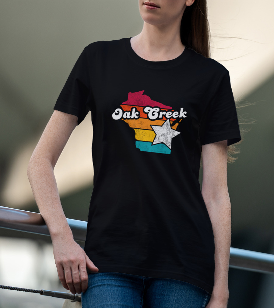 Oak Creek Wisconsin Retro Map With Star T-Shirt