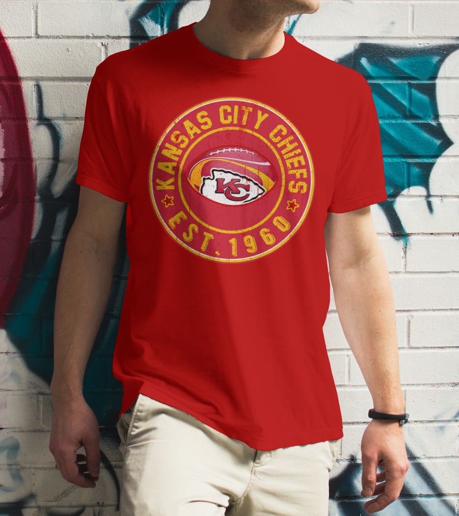 Kansas City Chiefs Est. 1960 Red Distressed Logo Vintage Football Badge T-Shirt